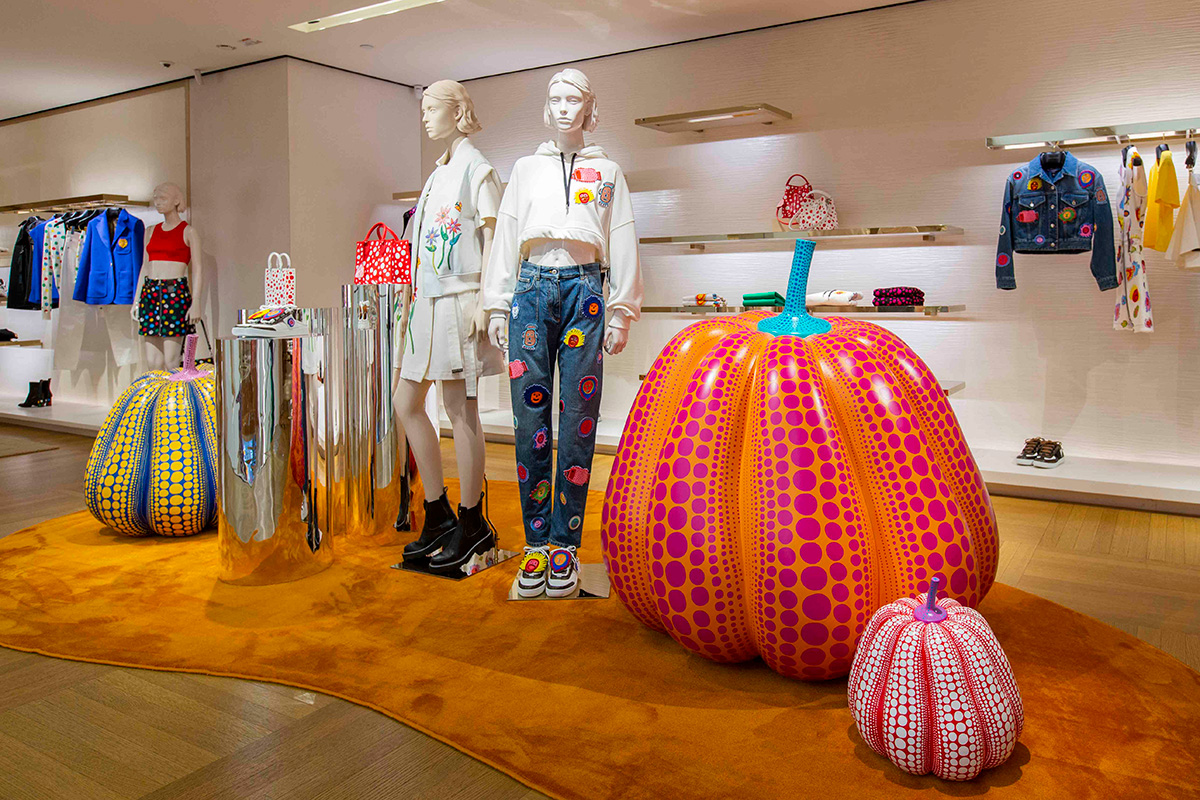 CREATING INFINITY: THE WORLDS OF LOUIS VUITTON X YAYOI KUSAMA - Numéro  Netherlands