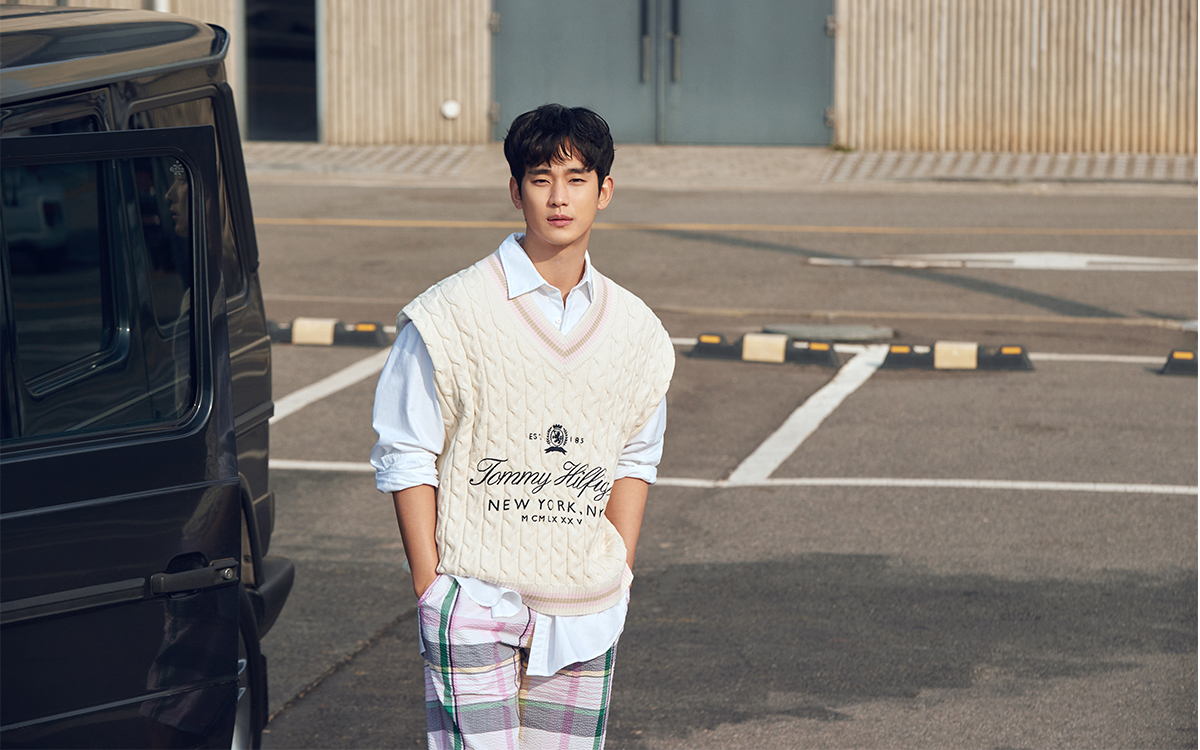 TOMMY HILFIGER announcesKim Soo-Hyun's second as brand ambassador for SS22 Menswear Collection – Harbour City