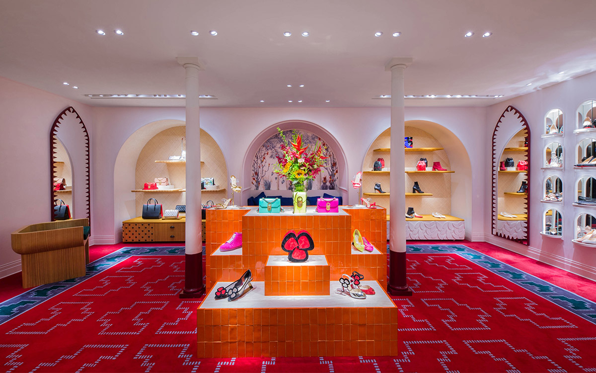 Christian Opens a Store in Hong Kong – City